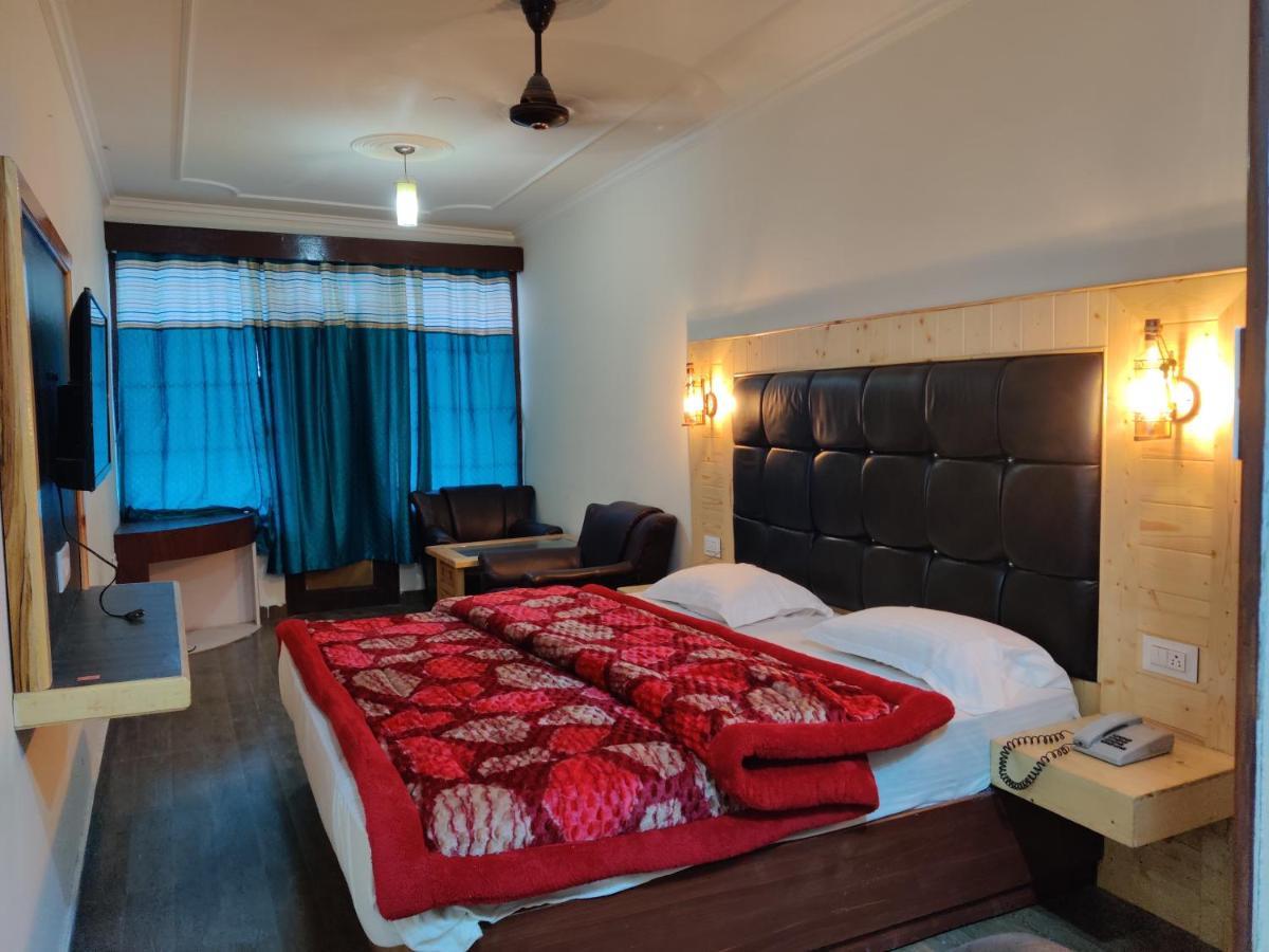 Hotel Hawa Mahal Manāli Eksteriør billede