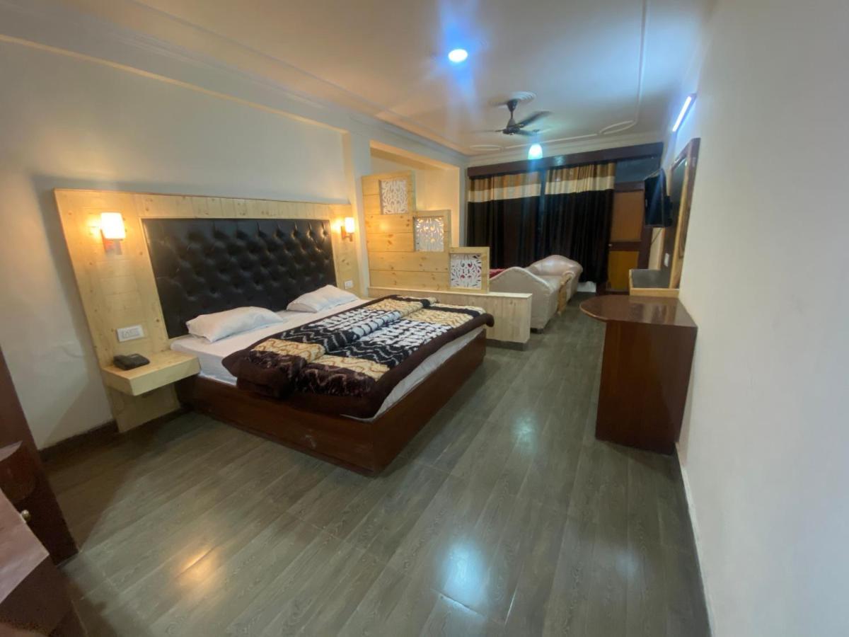 Hotel Hawa Mahal Manāli Eksteriør billede