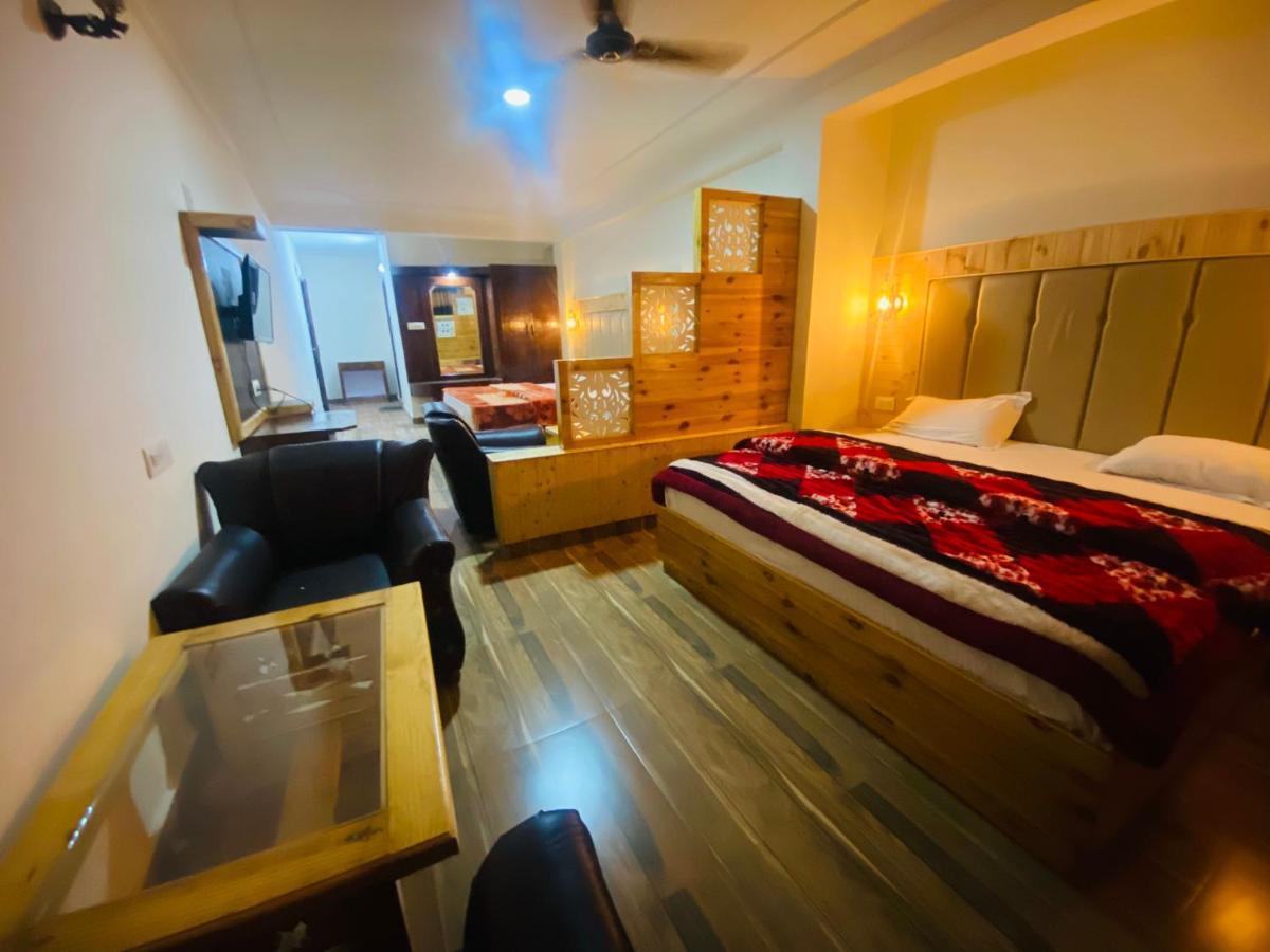 Hotel Hawa Mahal Manāli Eksteriør billede